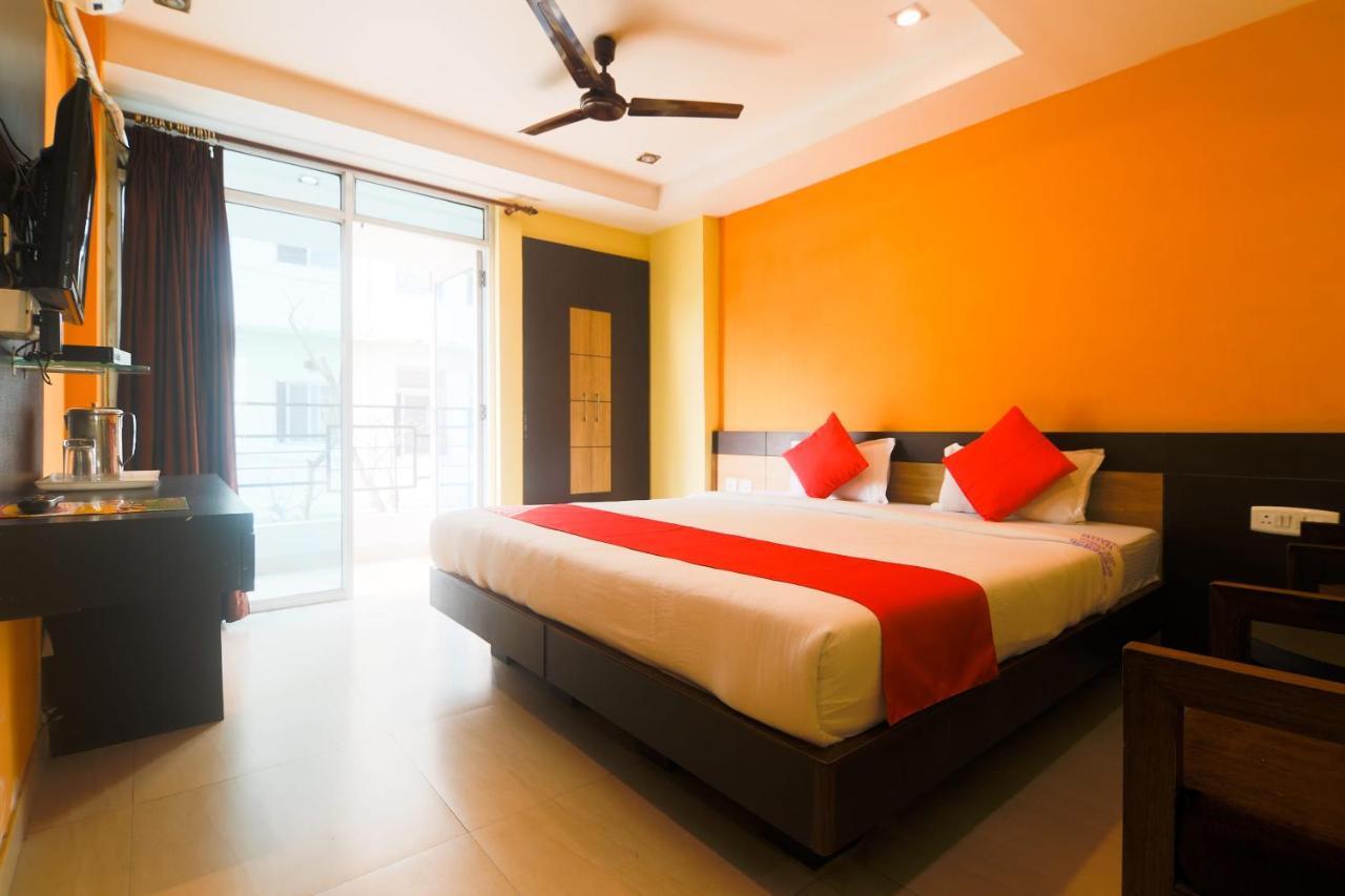 Oyo 27736 Hotel Sunview Гувахати Экстерьер фото